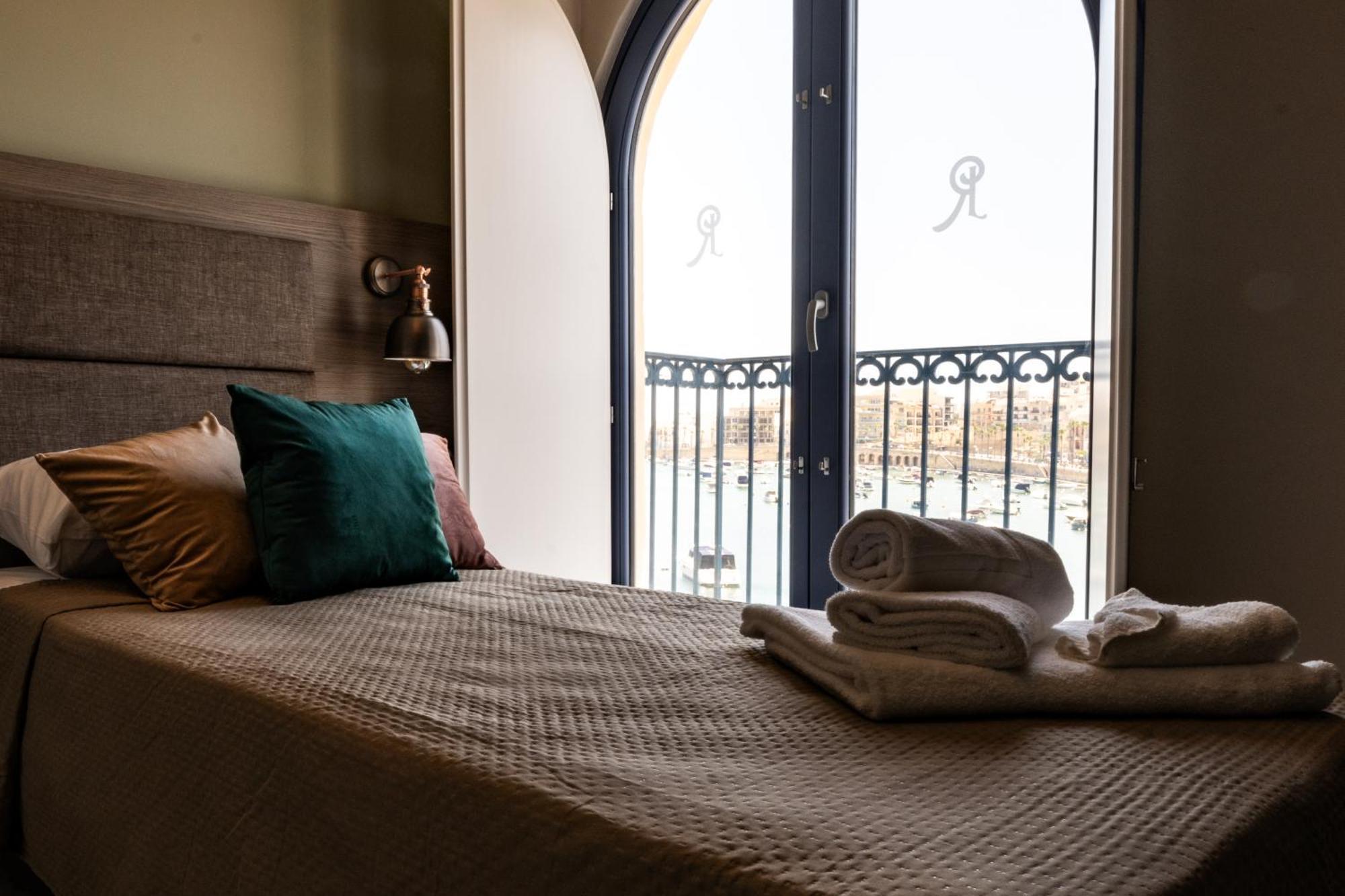 Casa Rosanna Malta B&B Adults Only 16 Plus Марсаскала Экстерьер фото
